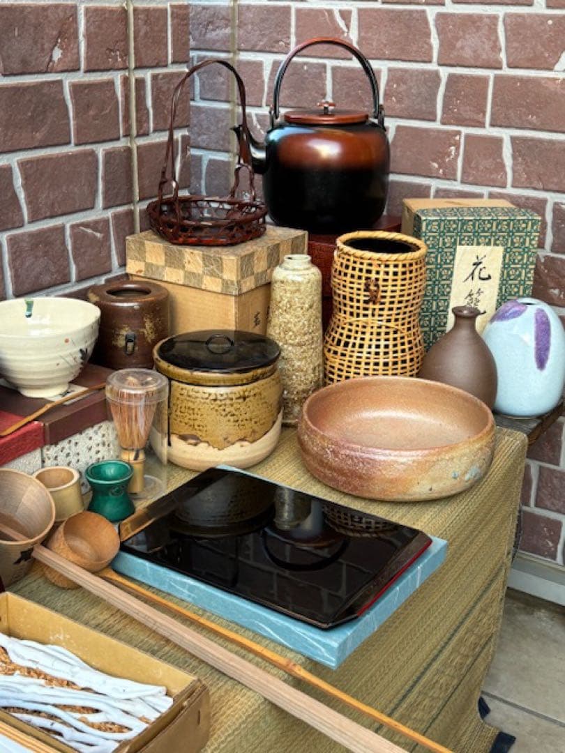 茶道具銅水注銅薬缶水指花籠織部焼黒楽茶碗備前焼花器徳利漆器三木町棚覚々斎好江岑棚