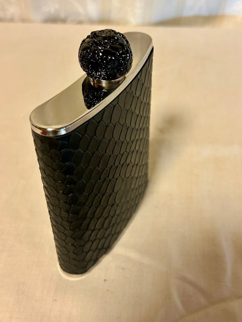 デレオンテキーラ　レオナ　ヒップフラスコ付き