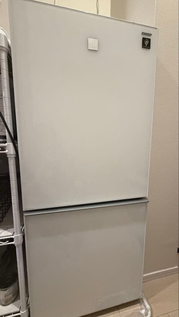 SHARP 単身用冷蔵庫　137L 送料込
