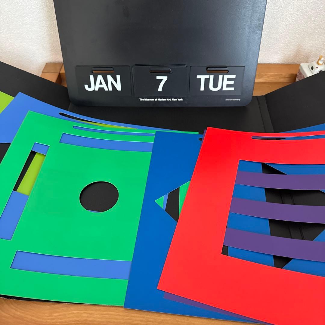 ニューヨーク　MOMAで購入　カレンダー