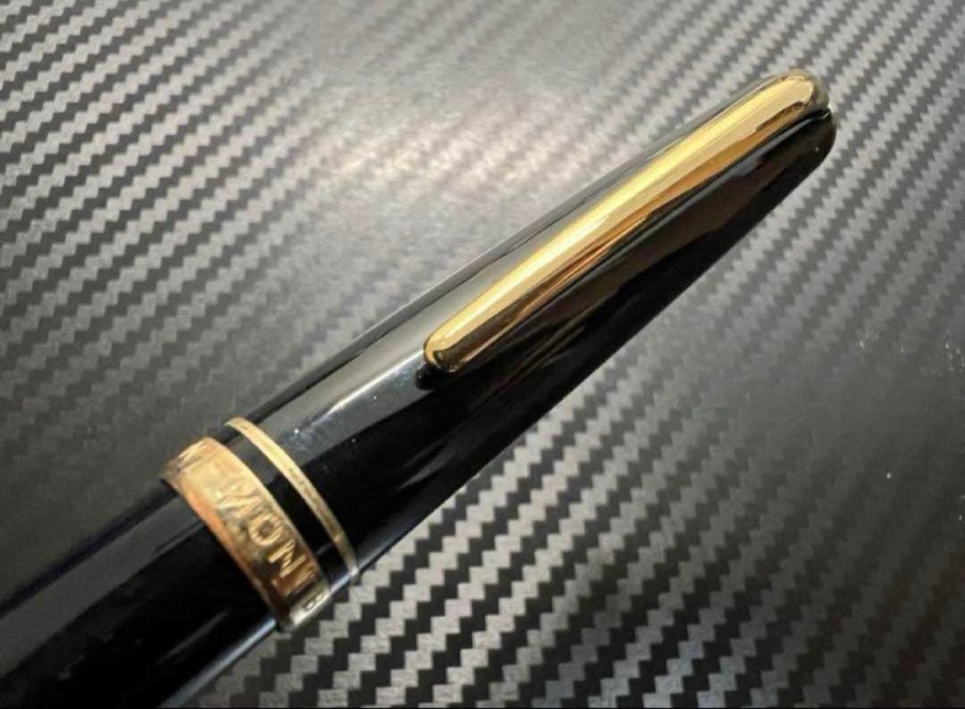 未使用に近い モンブラン ボールペン ジェネレーション ブラック 新品インク