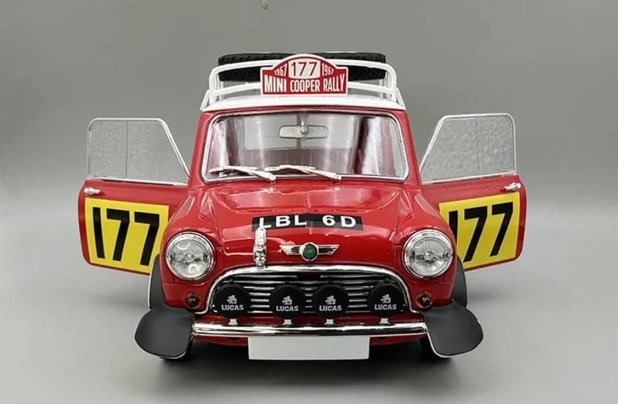 1/18 ミニクーパーS モンテカルロラリー 優勝車 1967 #177
