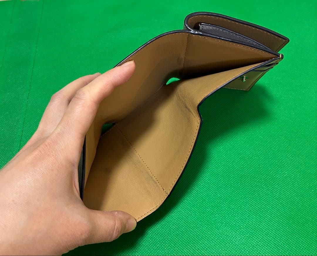 ロエベ　LOEWE グレー 三つ折り財布