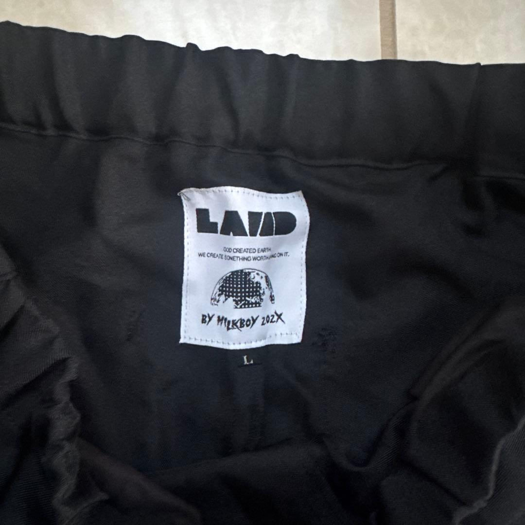 Land by MILKBOY 黒くしゅくしゅパンツ 赤い紐付き