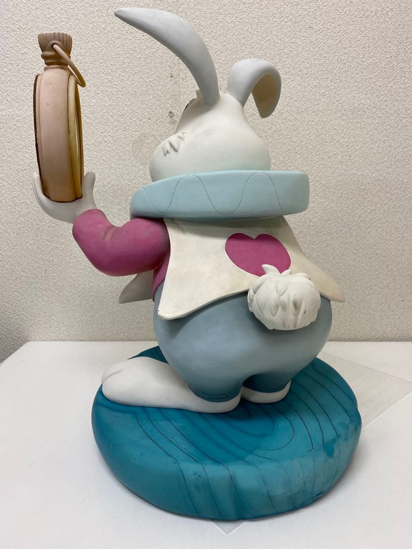 3-2701 激レア★不思議の国のアリス 白うさぎ 兎置き時計 ビッグフィギュア