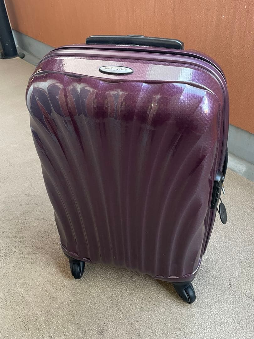 サムソナイト 33L スーツケース　キャリーケース　機内持ち込みコスモライト55