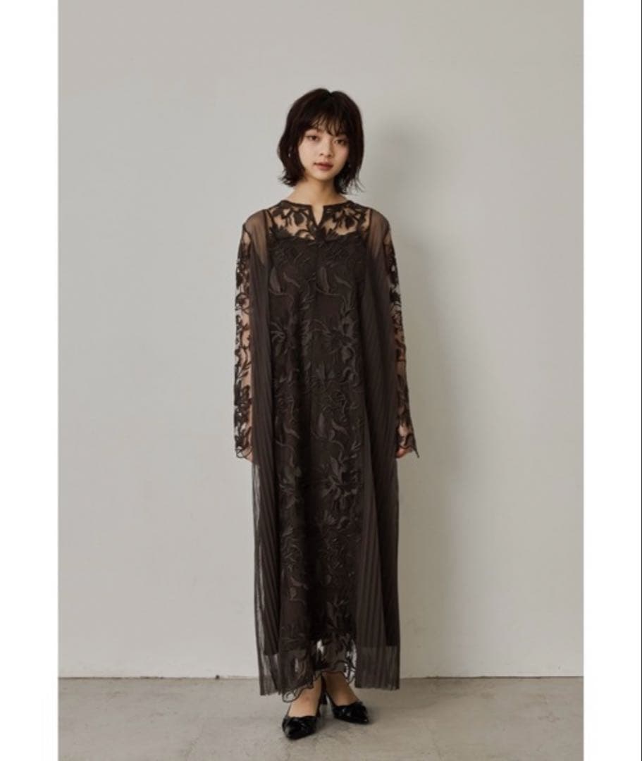 専用 niana エスニックサイドプリーツドレス オケージョンドレス L