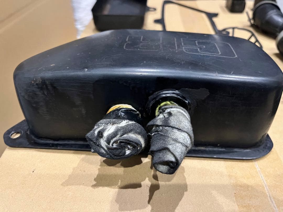 GR５０.８０(ミニトレ)オイルタンク＆エアクリーナーカバー　レストア用