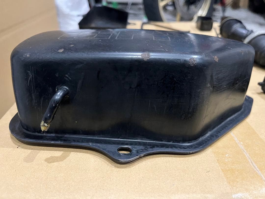 GR５０.８０(ミニトレ)オイルタンク＆エアクリーナーカバー　レストア用