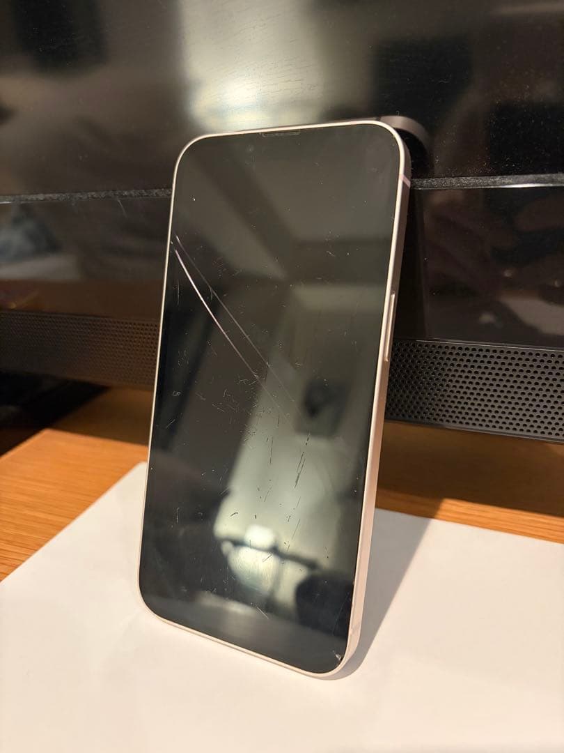 Apple iPhone 13 ピンク