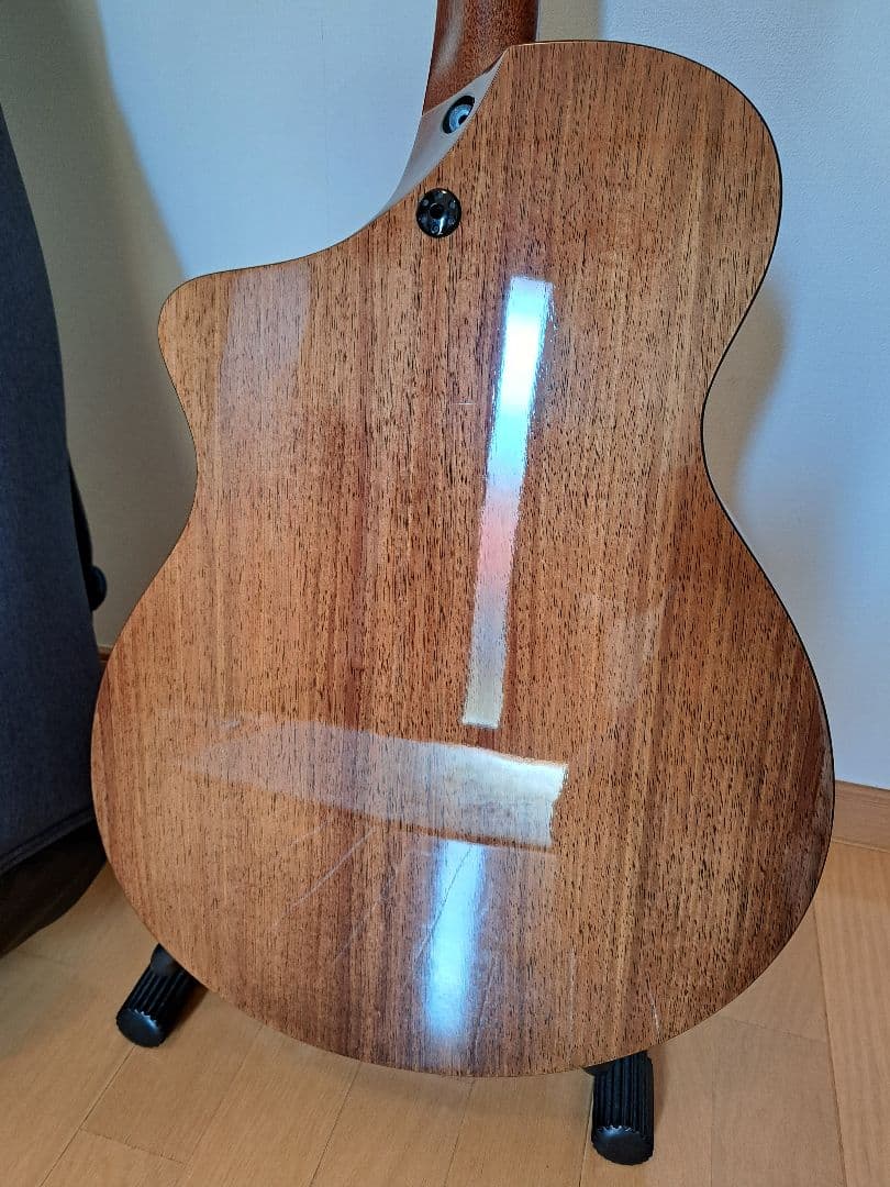 Martin SC-13E-1 エレアコ　美品ですが不要になりました ネック可変