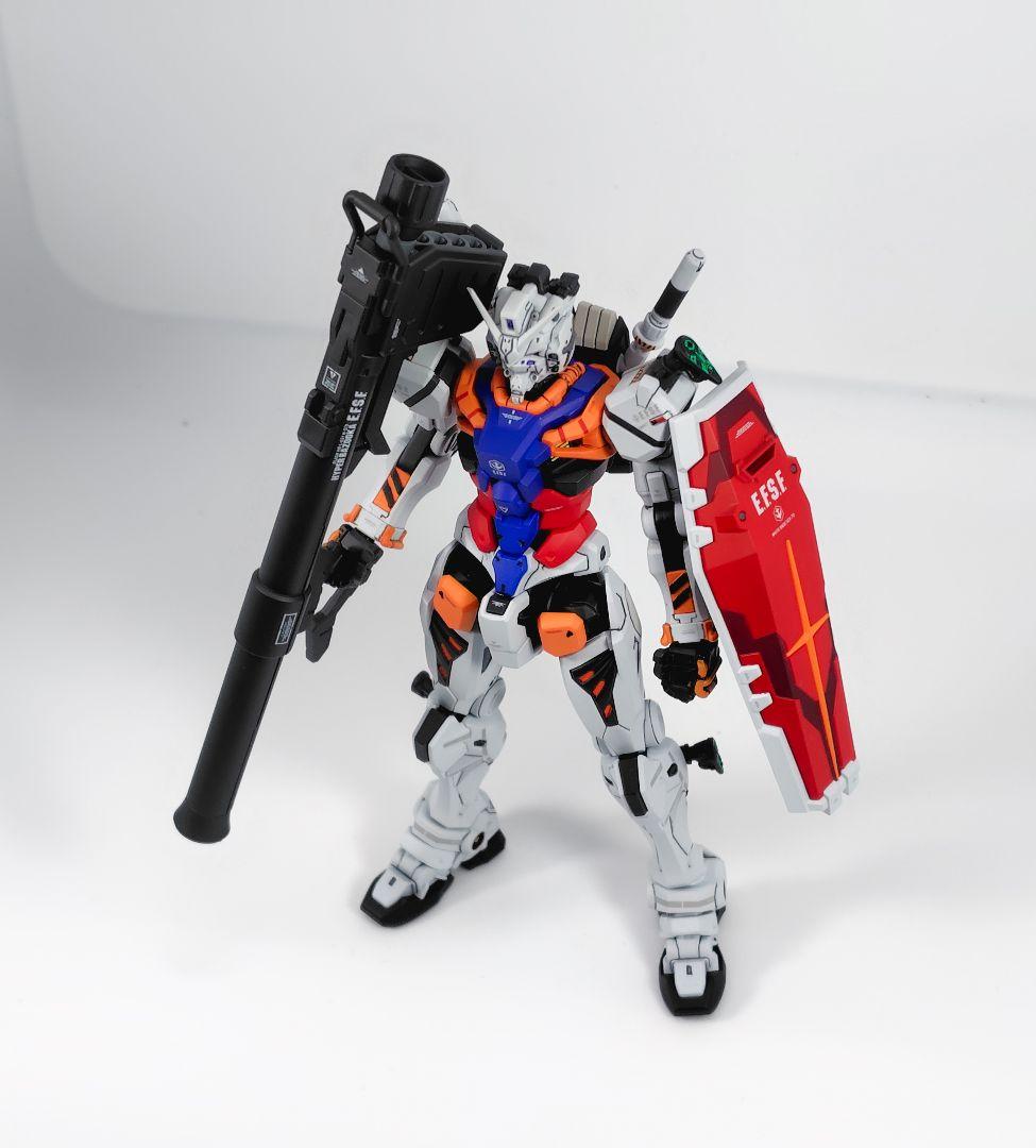 HG1/144 白いガンダム　塗装完成品 ガンダムジークアクス