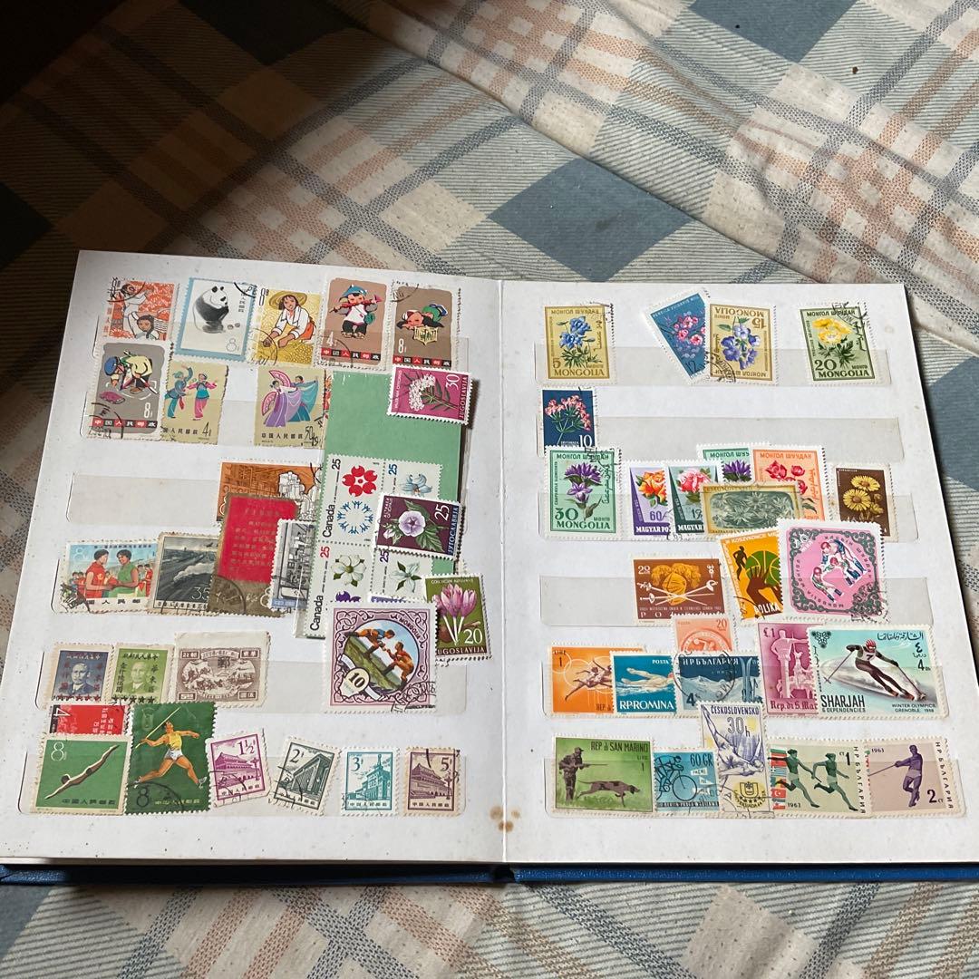 使用済み　外国切手帳　ベトナム、カナダ、ソビエト、中国他、【昭和レトロ】
