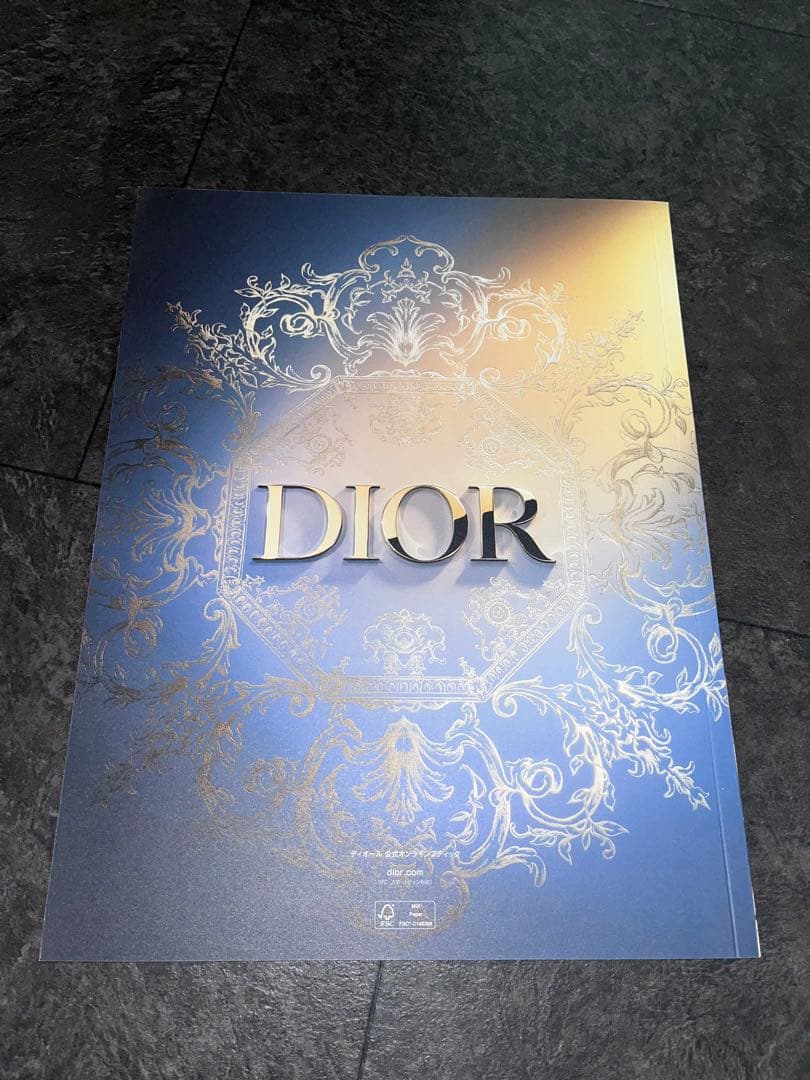 ディオール　化粧品　ノベルティ　ショップ袋　箱　カタログ　ショッパー　香水