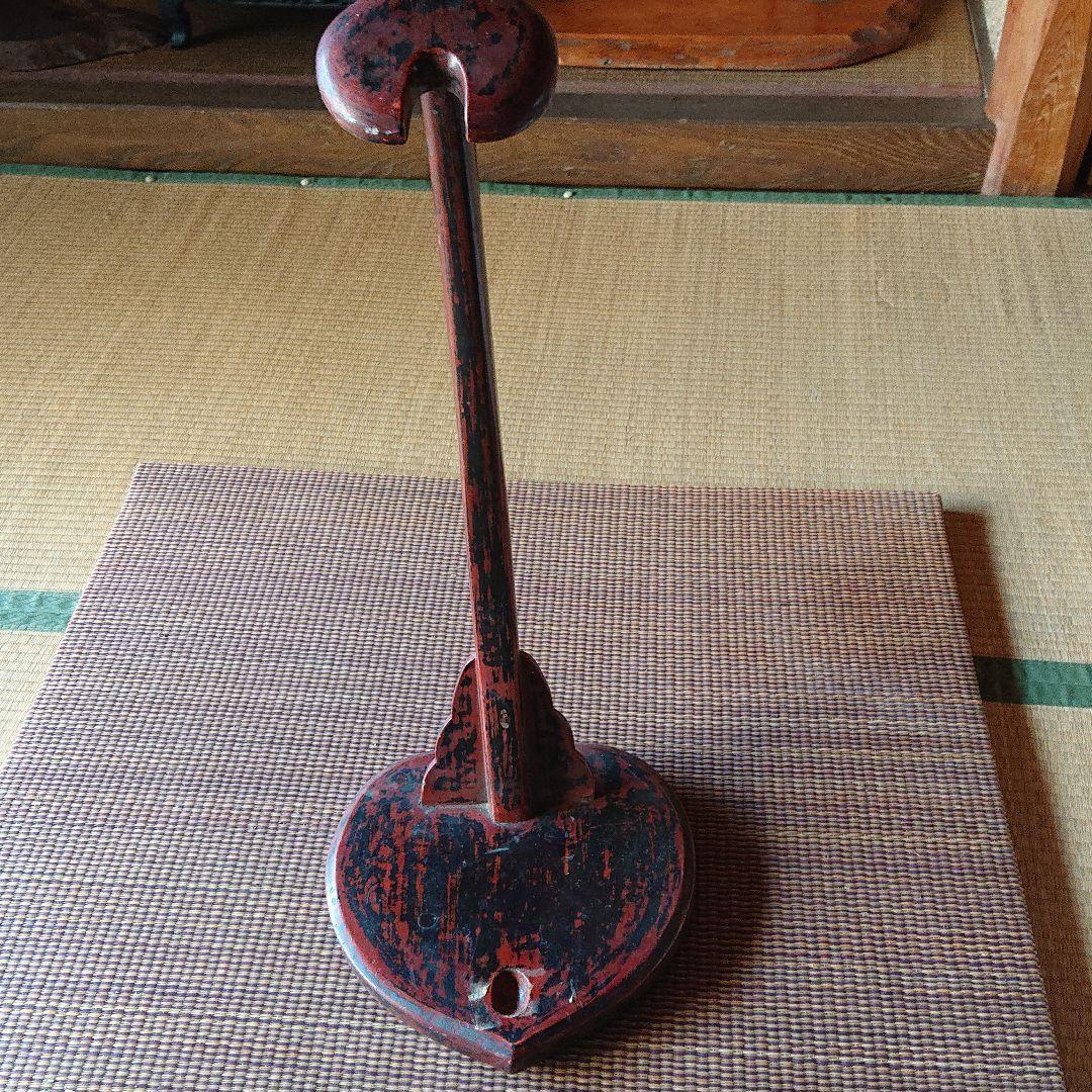 古い時代の刀盾 高さ６４cm