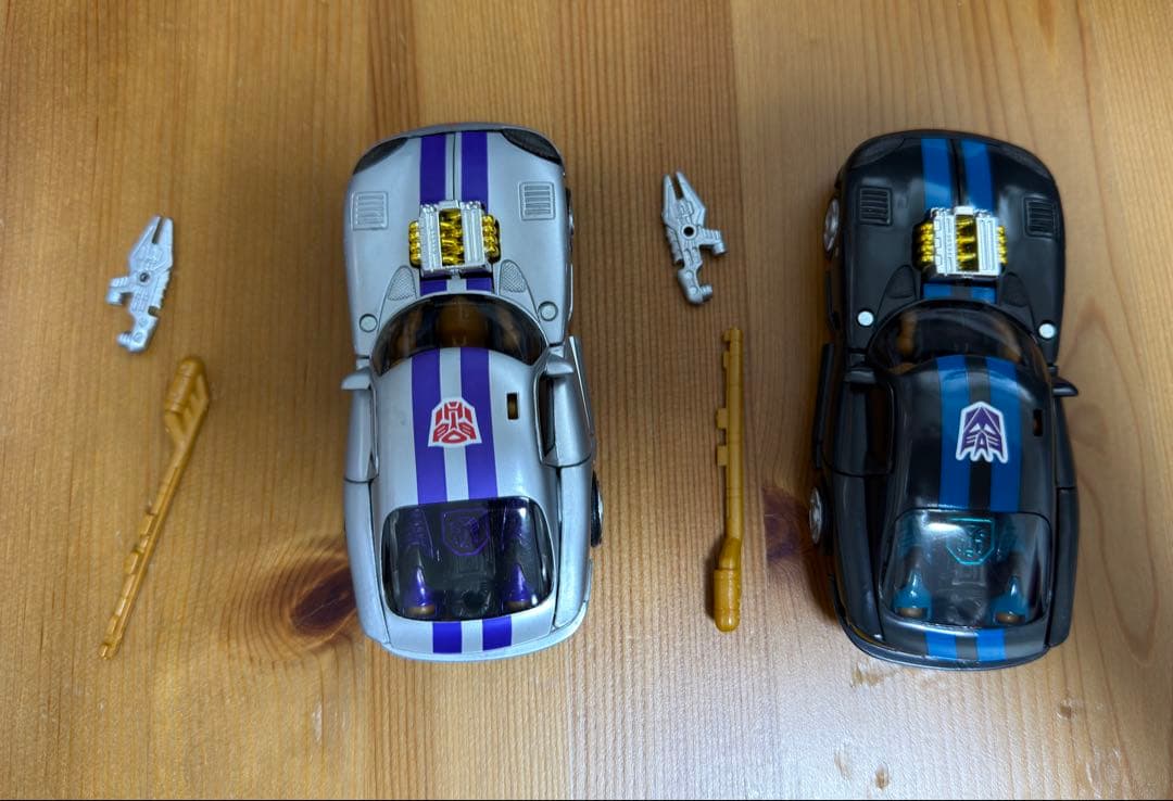 ルーレット&シャドーストライカー トランスフォーマー ユニバース