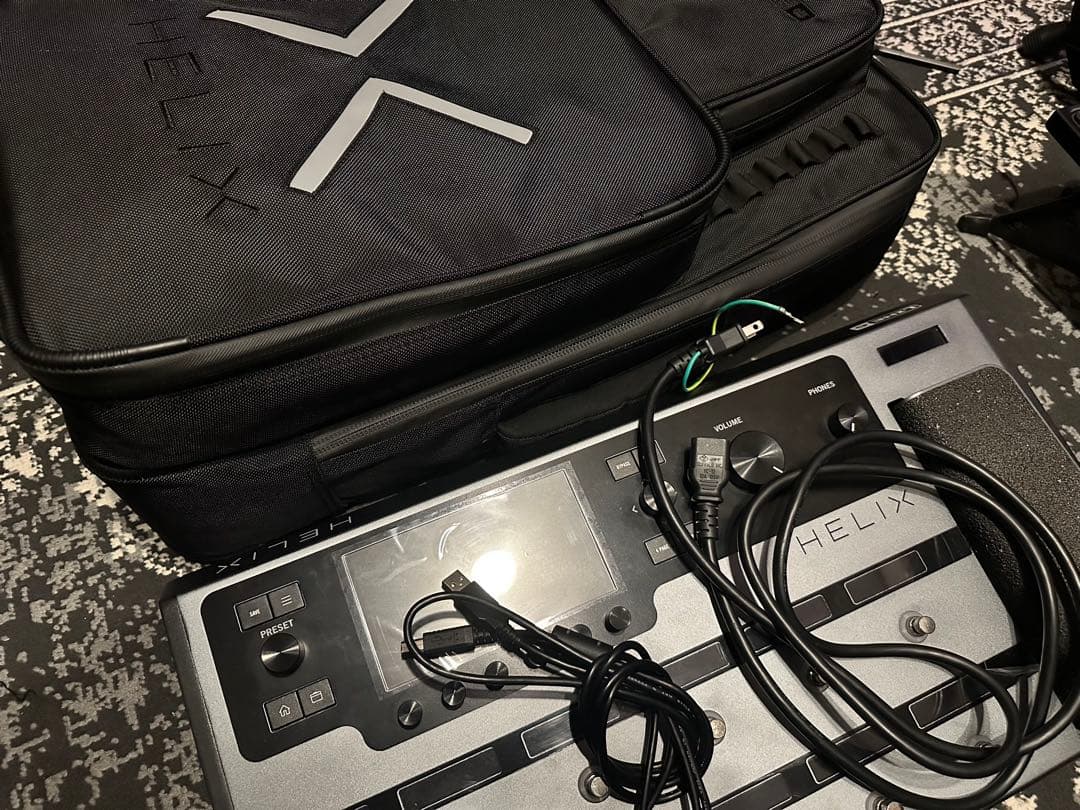 ゆー　HELIX Floor 限定色