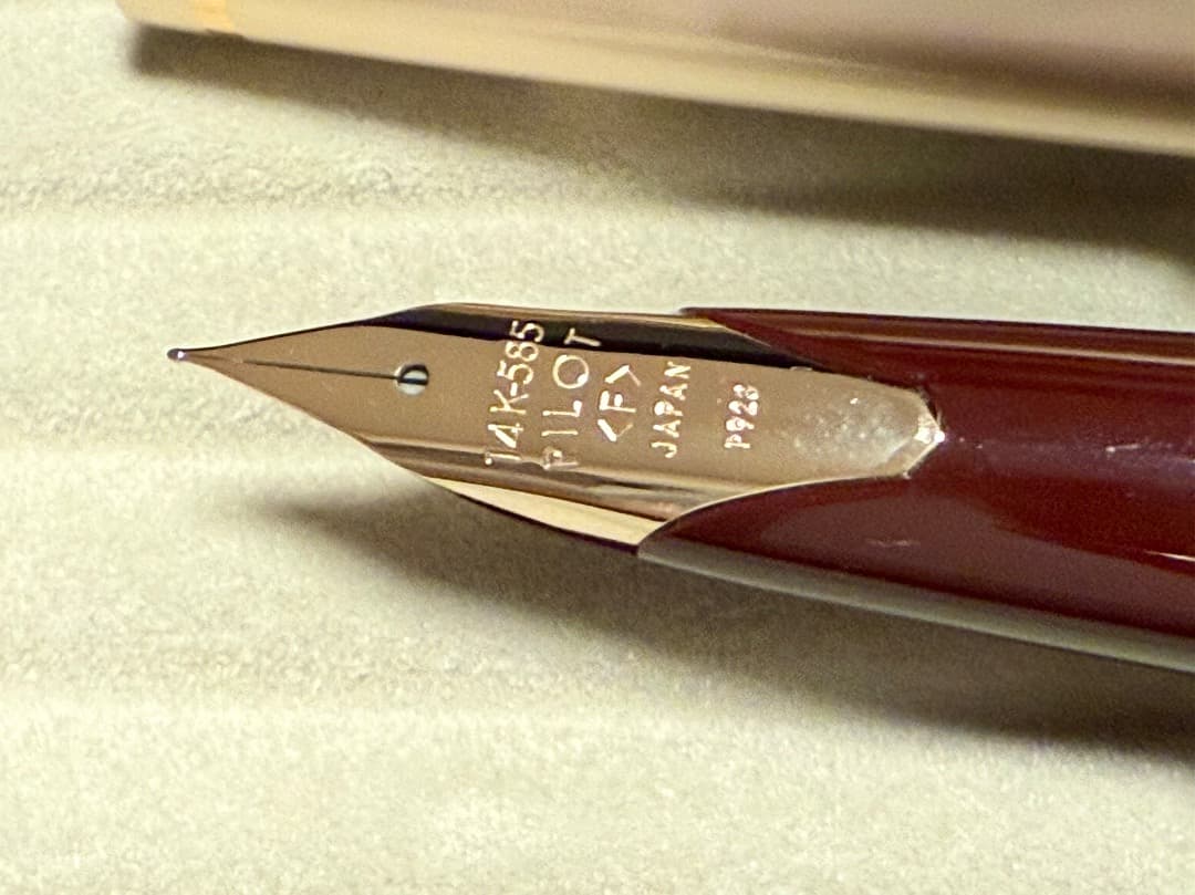 未使用品　パイロット エリート95S ディープレッド 万年筆 細字（F）