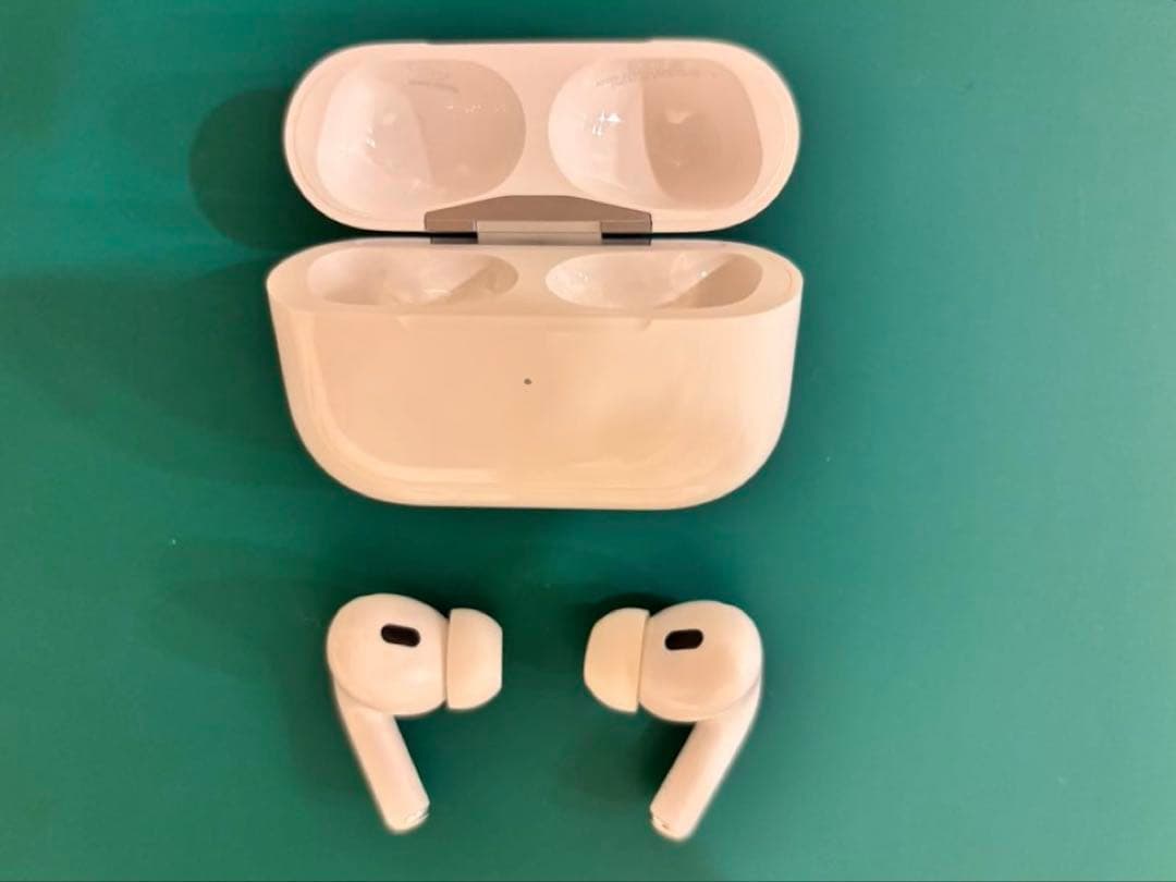 Sho　AirPods Pro 2本体 【正規品】+ iFaceケース