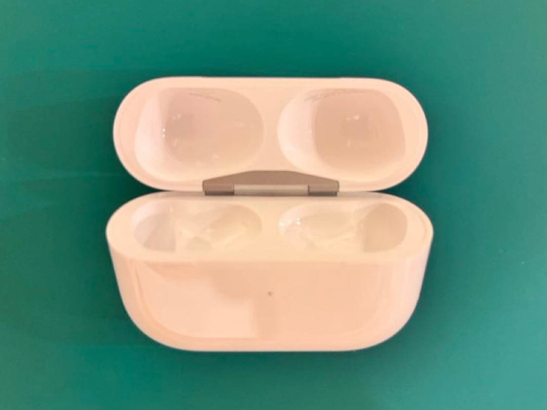 Sho　AirPods Pro 2本体 【正規品】+ iFaceケース