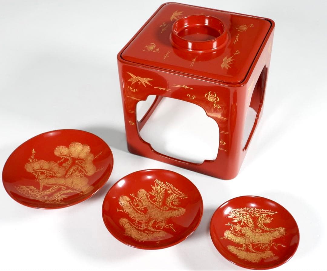 輪島塗　屠蘇器　本漆　沈金　松鶴亀紋 盃　銚子　盆　木製