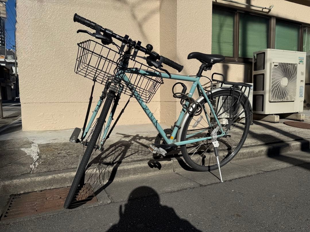 surlyクロスバイク ミントグリーン フロントバスケット付き