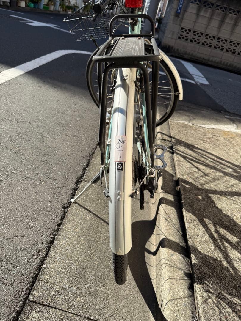 surlyクロスバイク ミントグリーン フロントバスケット付き