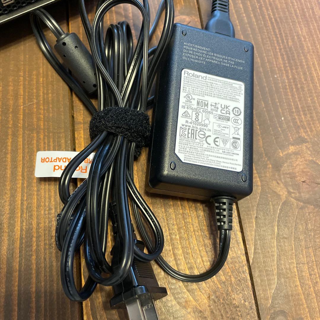 Roland MOBILE CUBEポータブルアンプ スピーカー