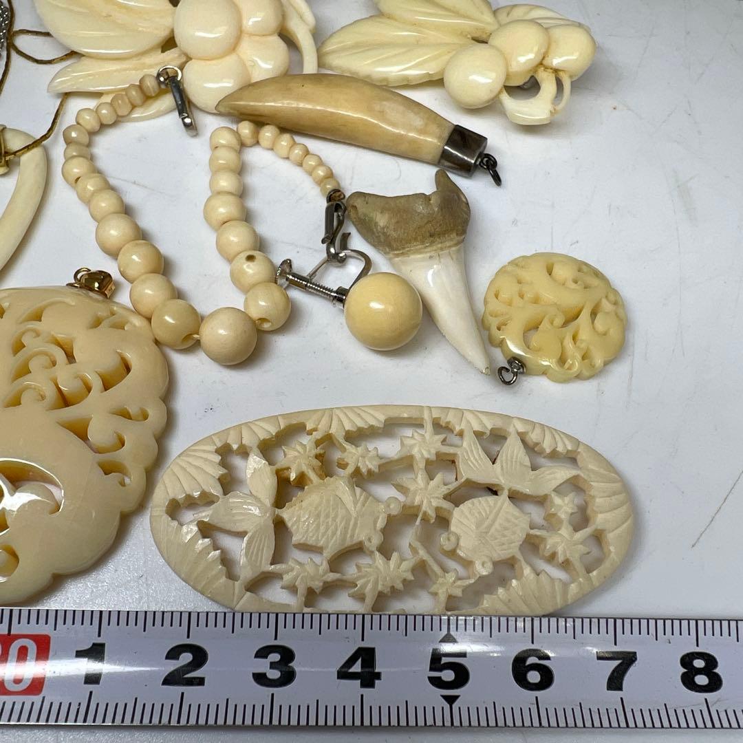 本抹香鯨　アクセサリー色々　69g タトヒサ　東さ8-0126☆2F