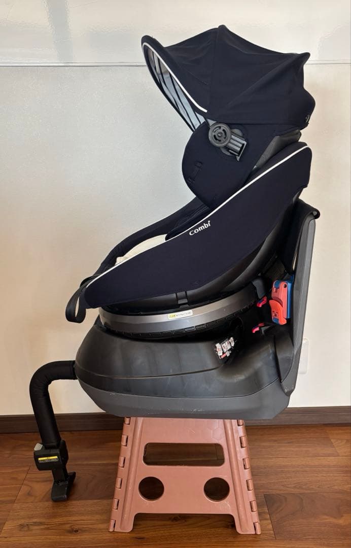 ［本日限定］Combi 回転式チャイルドシート CG-UTG 新生児　クルムーヴ