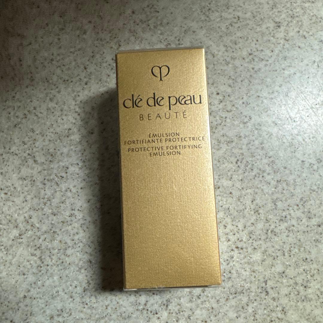 クレ・ド・ポーボーテ　エマンションプロテクトゥリスn