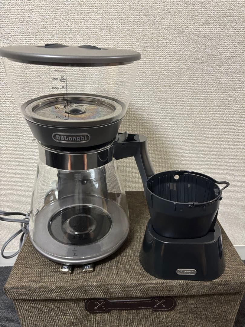 〈送料込み〉De'Longhi クレシドラ ドリップコーヒーメーカー シルバー