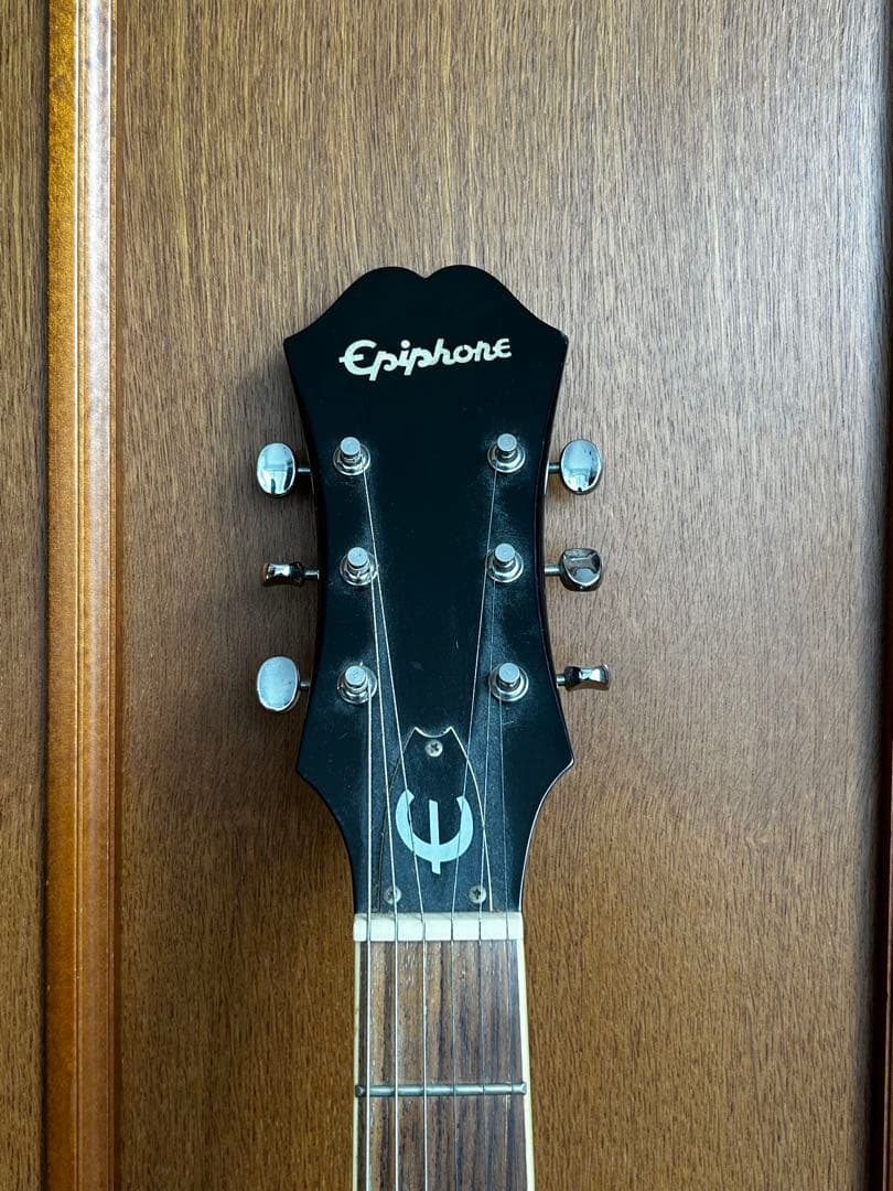 Epiphone セミアコースティックギター サンバースト
