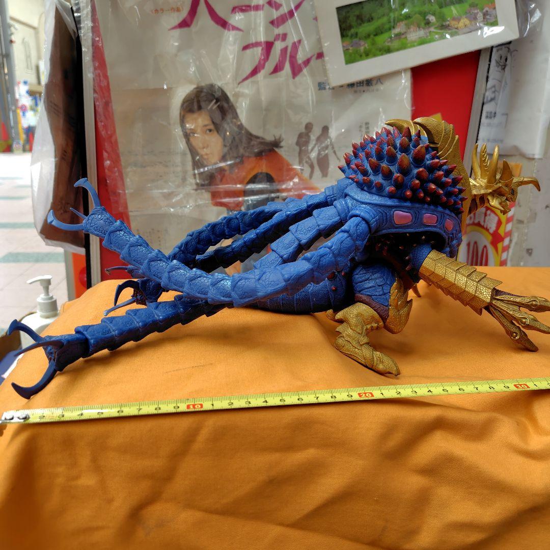 Ｕキラーザウルス怪獣フィギュア 多腕デザイン