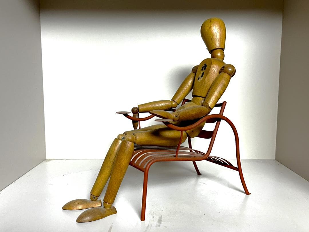 VITRA 椅子　希少！（ジャスパー・モリソン）とモデル人形のセット