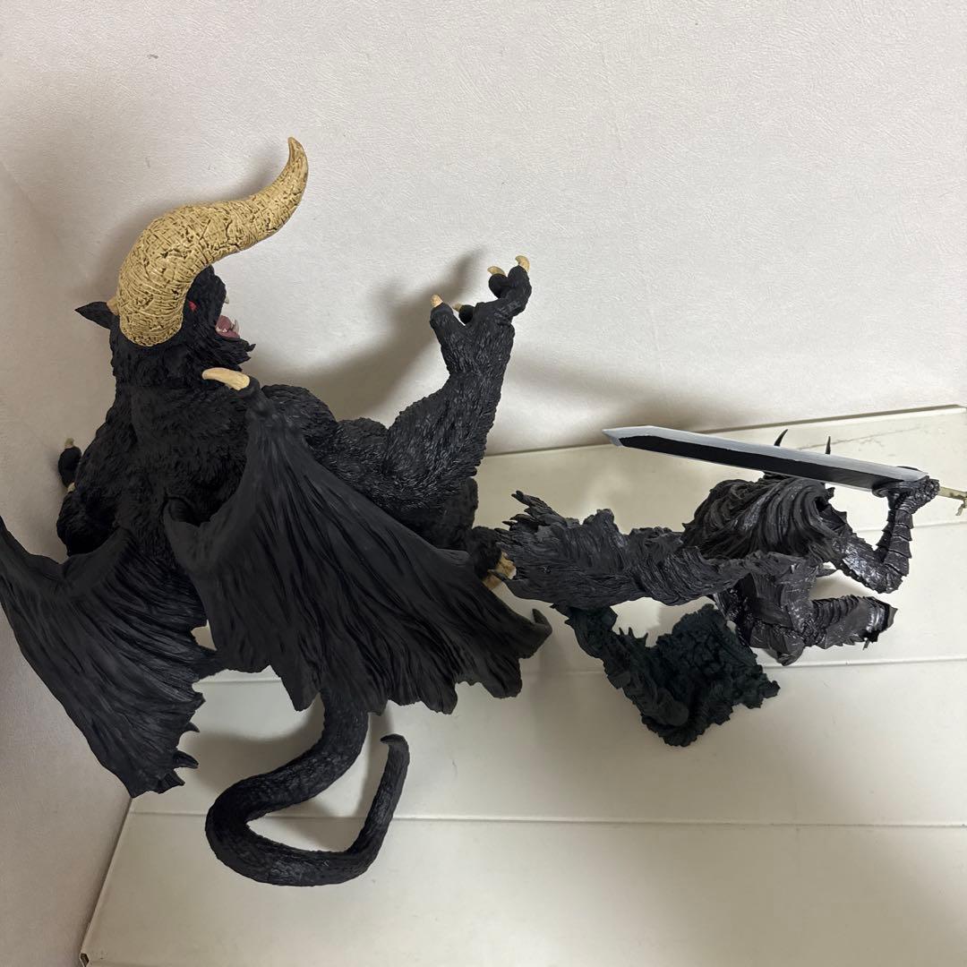 ベルセルク 一番くじ ラストワン賞ゾッド＆A賞B賞ガッツ まとめ売り