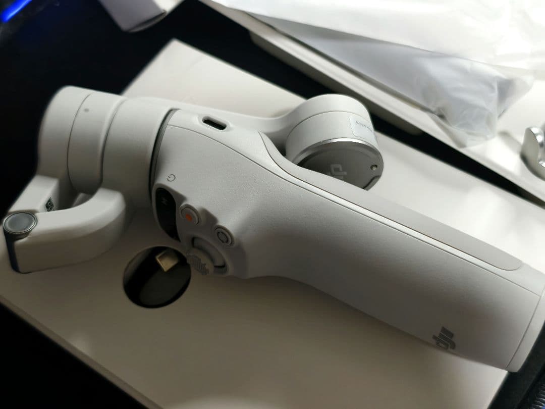 DJI Osmo Mobile 6 プラチナグレー 専用ケース付き