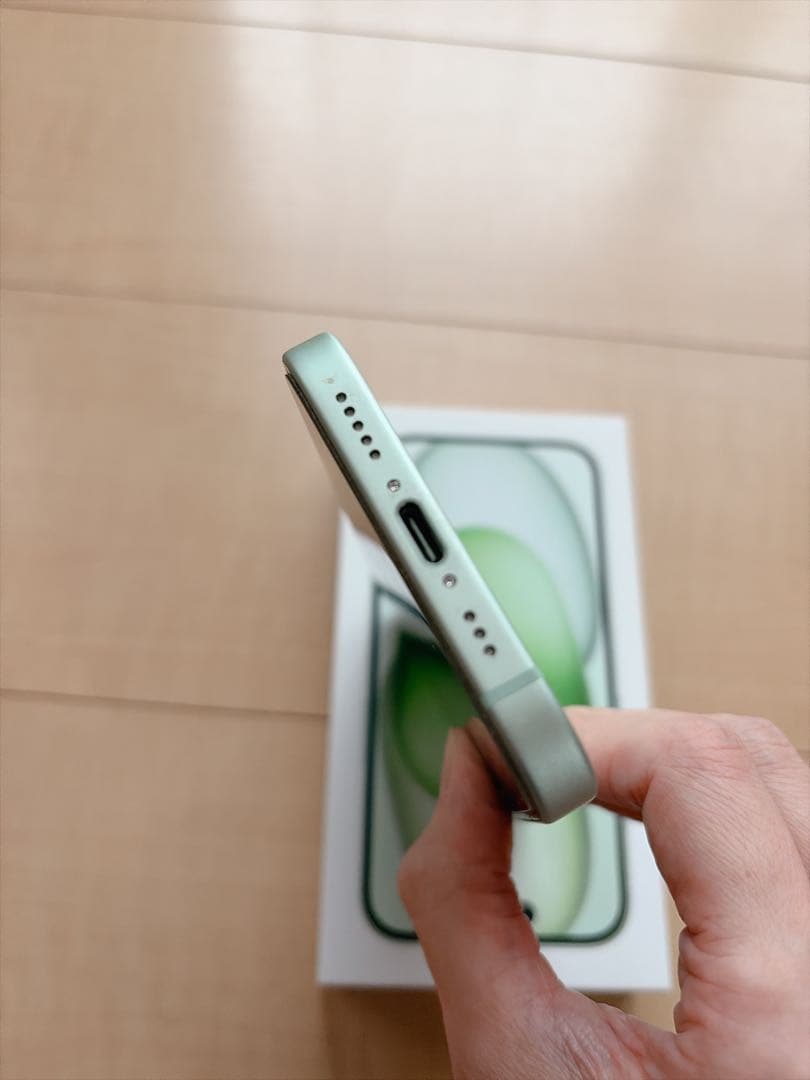 【美品】iPhone15 128GB SIMフリー グリーン ⚡️最大容量94%