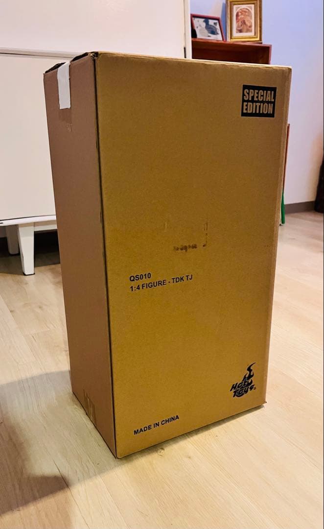 トイサピエンス限定 クオーター・スケール ジョーカー ホットトイズ　ダークナイト