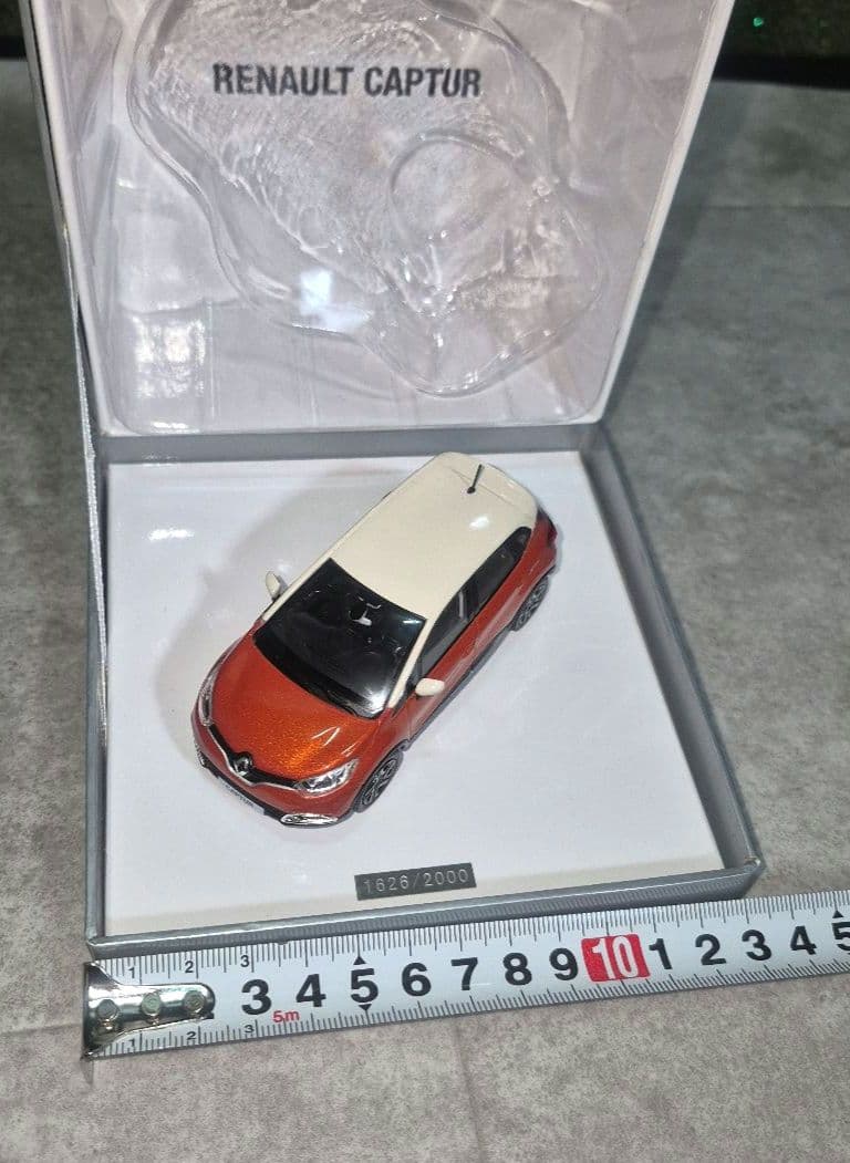 限定品　NOREV ルノー キャプチャー Renault　Captur 1/43