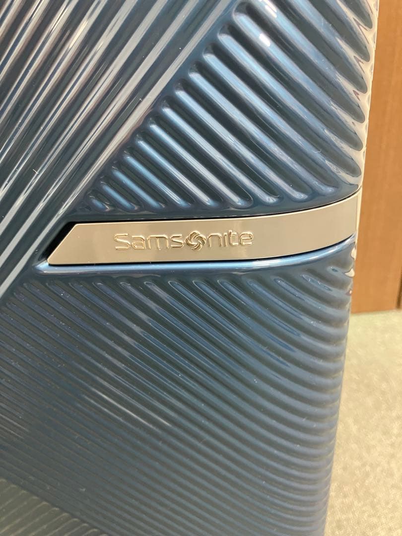 サムソナイト　ヴォラント　スピナー61（Mサイズ）