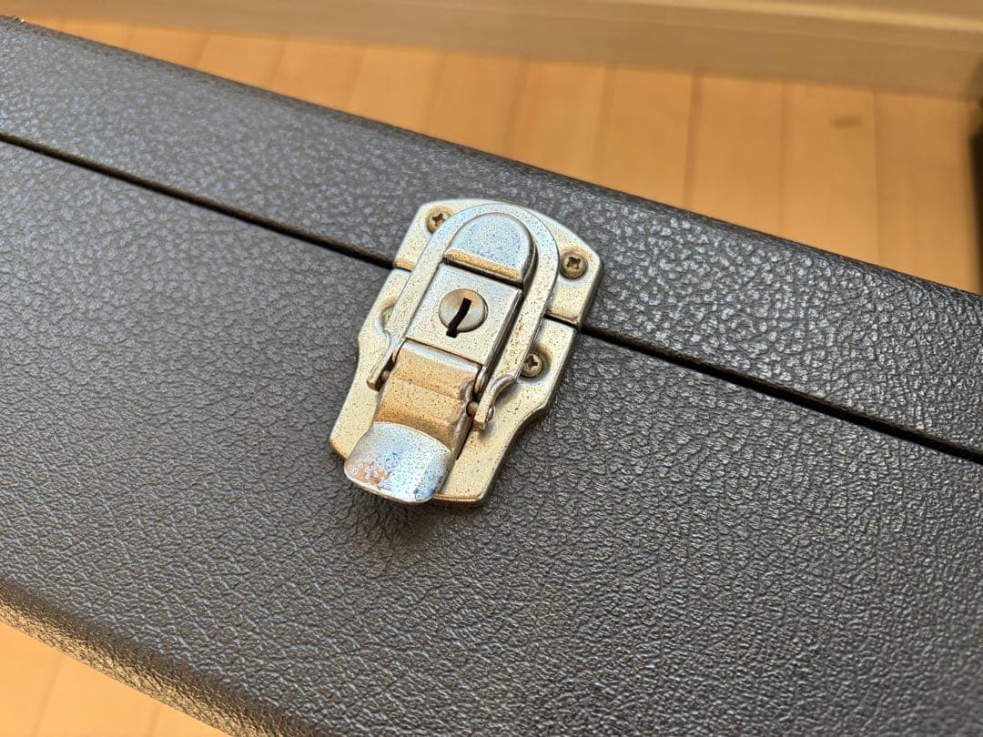 Roland Juno-106用　純正ハードケース。