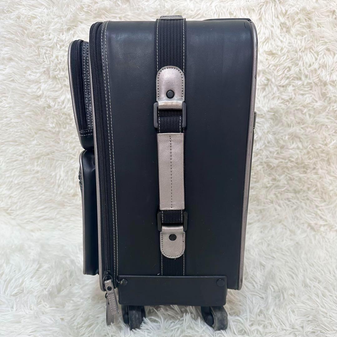 ✨良品✨SWANY スワニー キャリーケース 四輪 ブラック