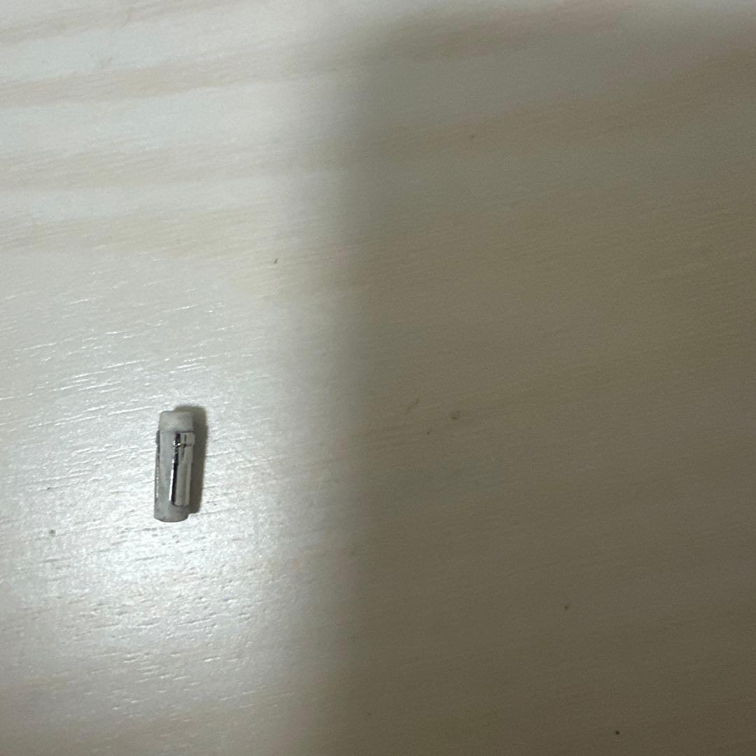 シャーペンの上の消しゴム