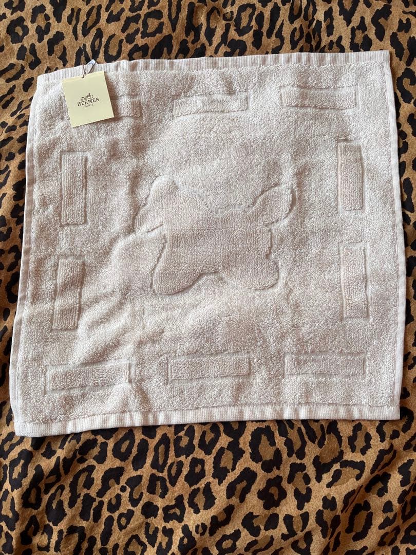 HERMES タオルハンカチ 2枚セットダダピンクホワイト