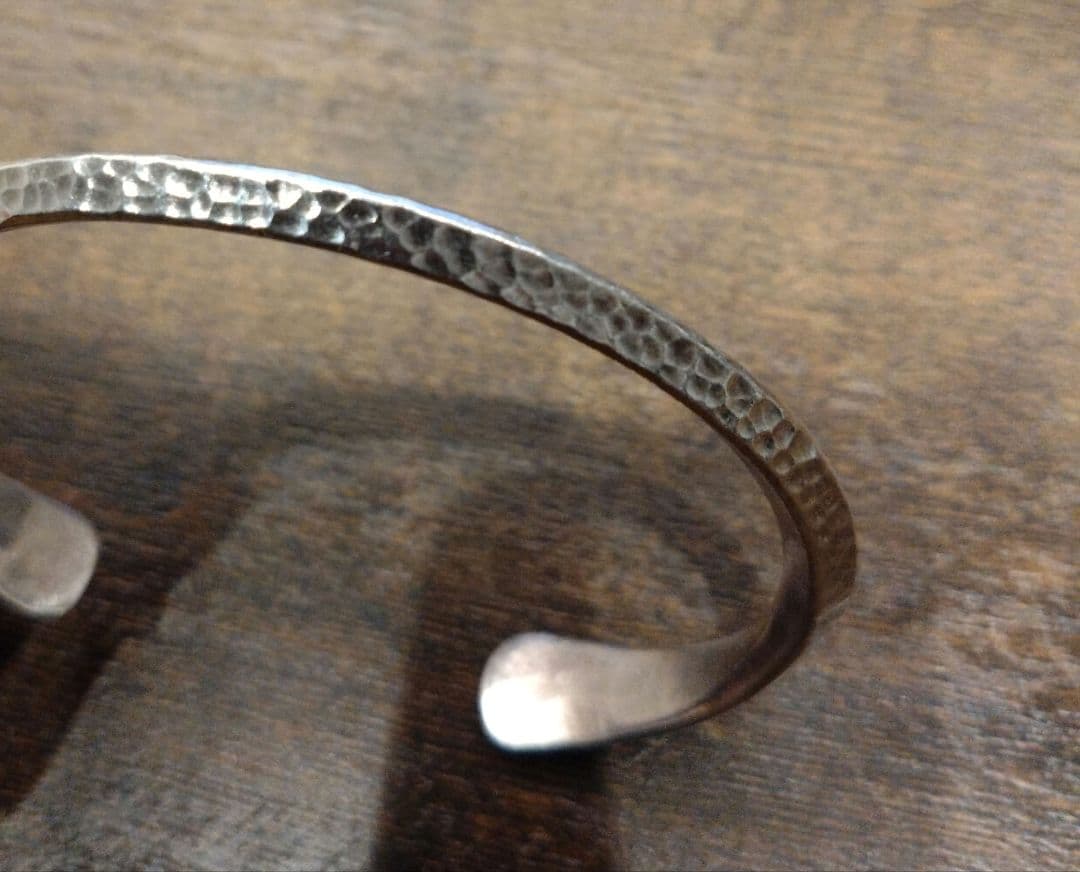 カレンシルバー　バングル　高純度　海外仕入れ