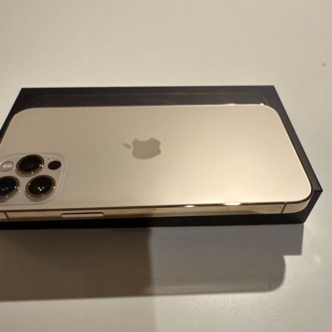 【美品】iPhone12pro 256GB 本体 ゴールド