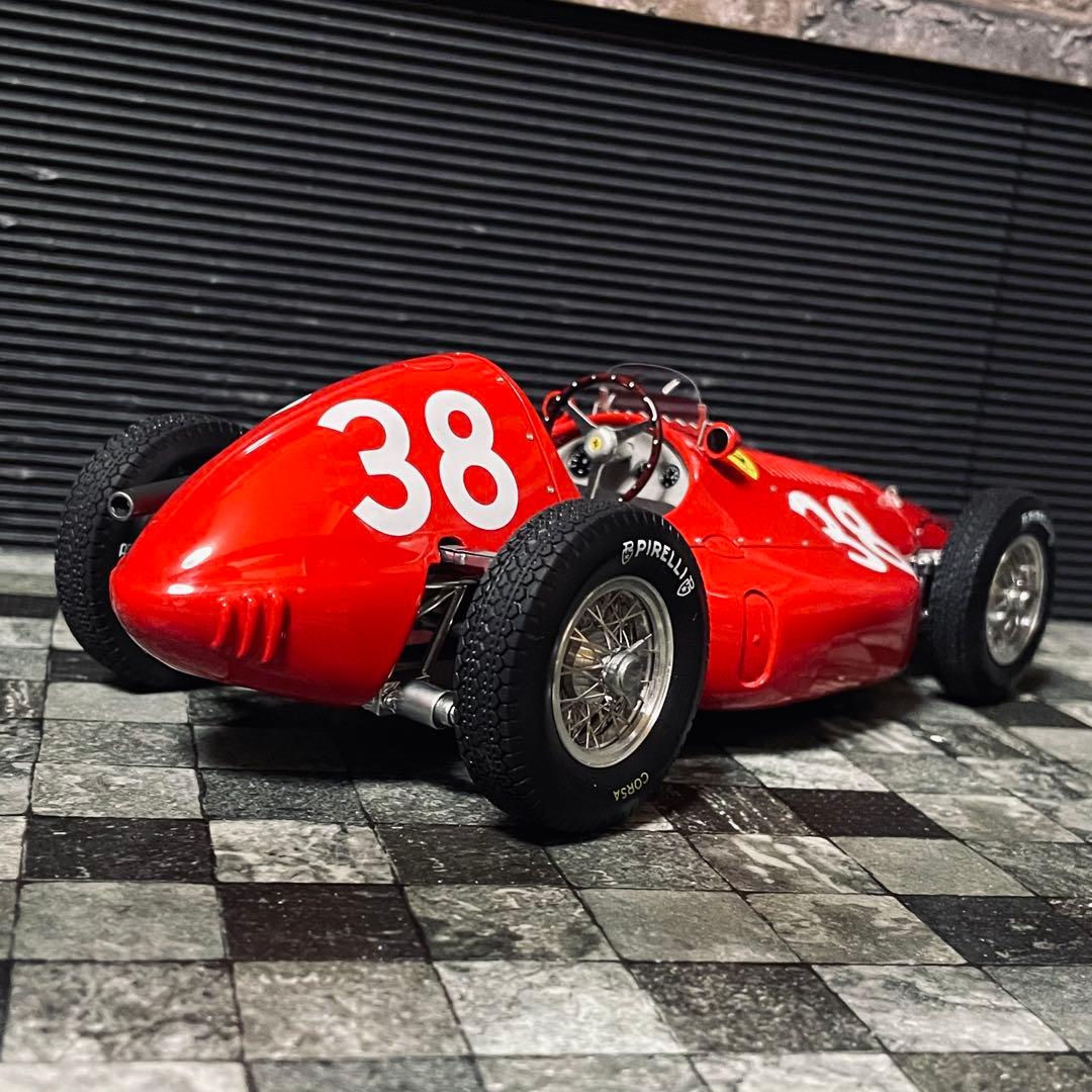 カスタム品 1/18 GP replicas フェラーリ 553F1 スクアーロ