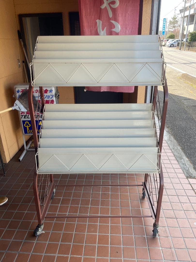 t*t様 什器　マガジンラック　本屋さん　レトロ