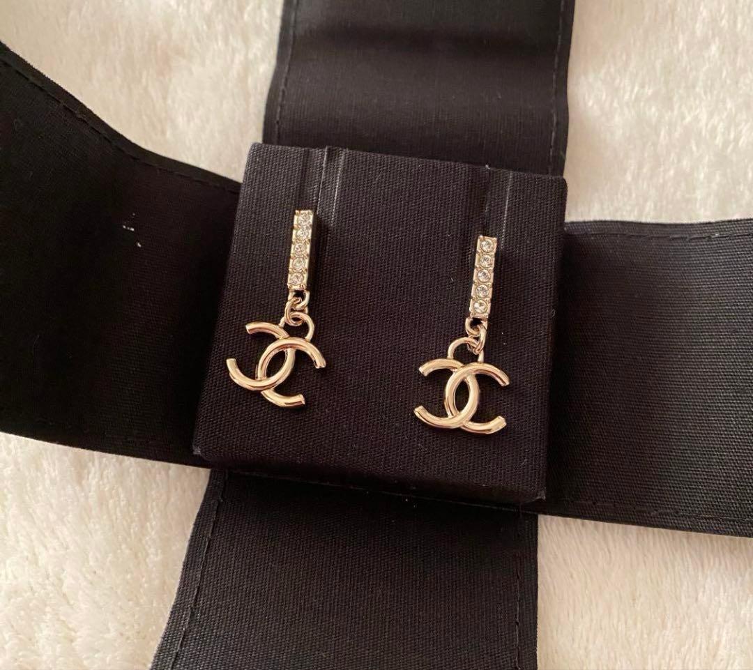 新品未使用　CHANEL 24P ピアス CCマーク